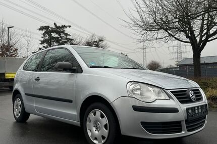 VW Polo 124.000 km 2.990 &euro; Hürth 50354