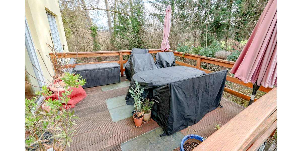 Direkt am Naturschutzgebiet! Modernes Haus mit Einliegerwohnung, Aufzug und vielen Extras! - Einfamilienhaus Königswinter | Angebot:24598297