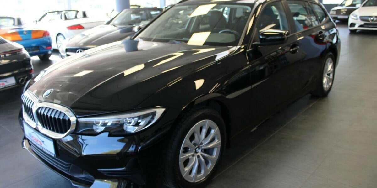 BMW 318 318d Touring Aut. Advantage 97.827 km 22.980 &euro; Euskirchen 53881