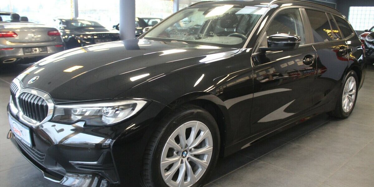 BMW 318 318i Touring Aut. Advantage 51.120 km 23.980 &euro; Euskirchen 53881