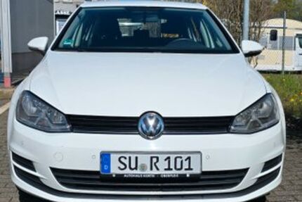 VW Golf 103.000 km 8.300 &euro; BONN 53225