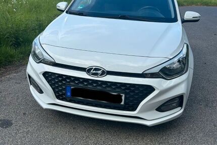 Hyundai i20 125.886 km 9.500 &euro; Zülpich 53909