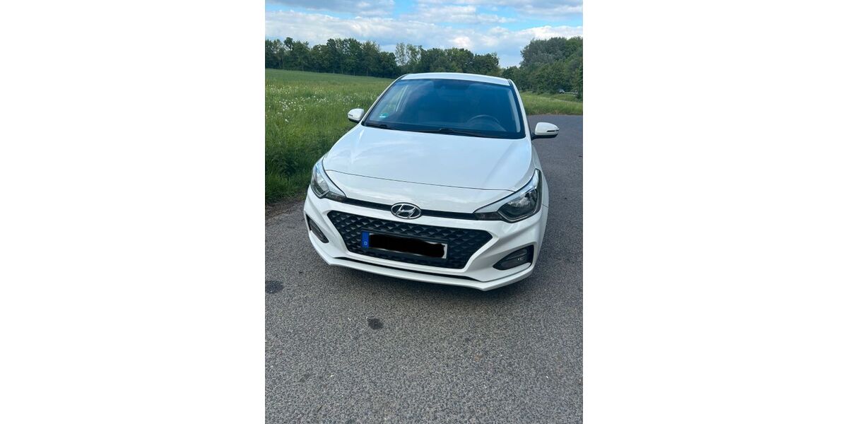 Hyundai i20 125.886 km 9.500 &euro; Zülpich 53909