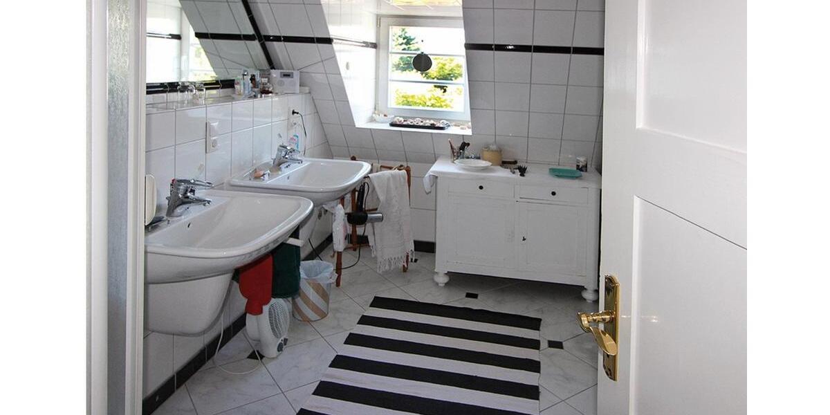 Einfamilienhaus Swisttal - 9 Zimmer, 193 m&sup2;, 1.850&euro; | Angebot:25541230