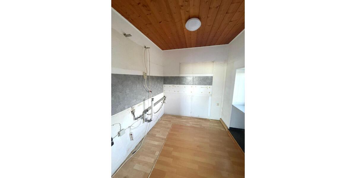 Etagenwohnung Nideggen - 2 Zimmer, 64 m&sup2;, 450&euro; | Angebot:25978473