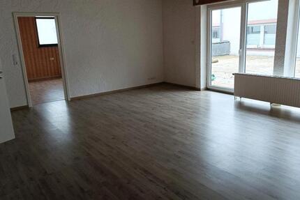 Wohnung Blankenheim - 3 Zimmer, 118 m&sup2;, 750&euro; | Angebot:23762044