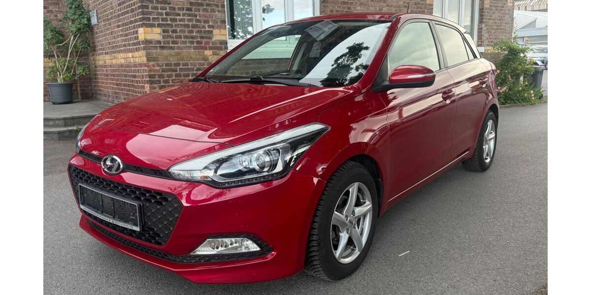 Hyundai i20 123.000 km 8.999 &euro; Düren 52349