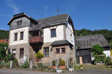 Haus Kall - 8 Zimmer, 196 m&sup2;, 199.000&euro; | Angebot:11772103