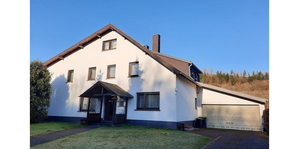 Einfamilienhaus Schleiden - 11 Zimmer, 220 m&sup2;, 485.000&euro; | Angebot:26990514
