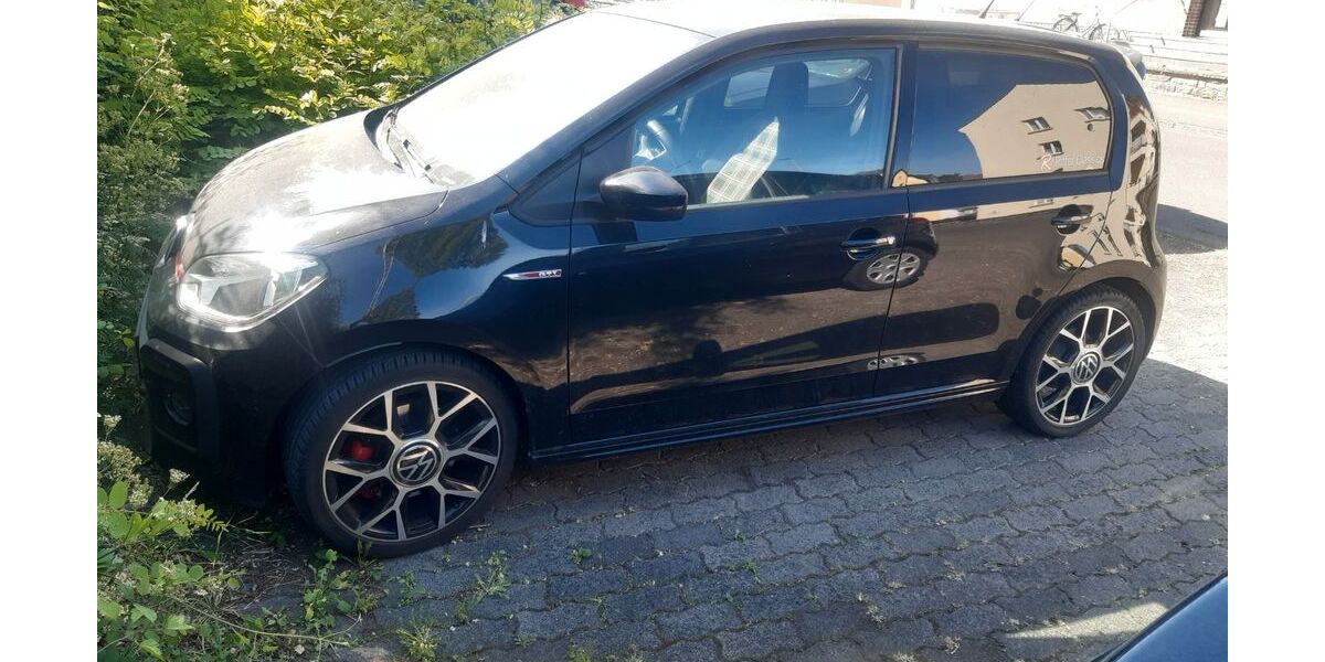 VW up! 27.500 km 19.800 &euro; Königswinter 53639