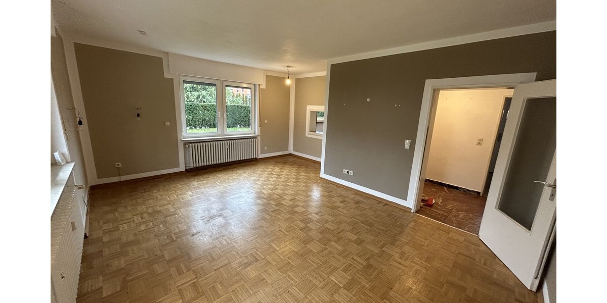 Neuer Preis ! Im April können Sie einziehen. PROVISIONSFREI für Käufer. - Doppelhaushälfte Bonn Kessenich | Angebot:23760863