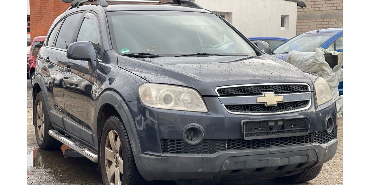 Chevrolet Captiva 273.706 km 2.700 &euro; Euskirchen 53879