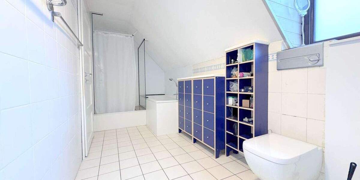 Einfamilienhaus Swisttal Morenhoven - 7 Zimmer, 238 m&sup2;, 699.000&euro; | Angebot:25678061