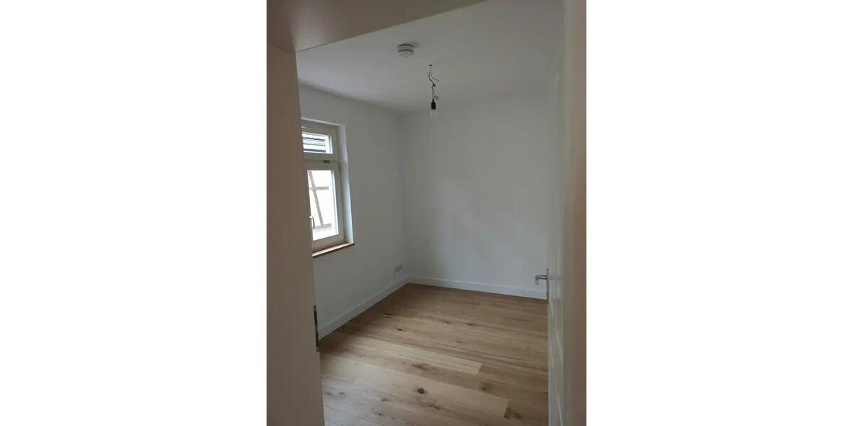 Einfamilienhaus Grafschaft - 7.5 Zimmer, 197 m&sup2;, 560.000&euro; | Angebot:26463585