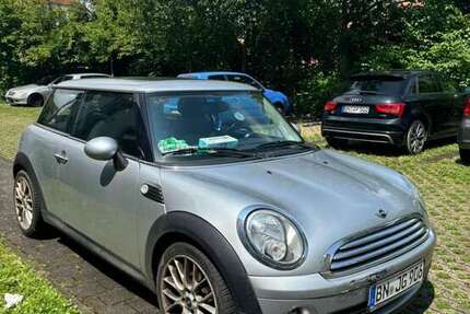 Mini One 183.000 km 3.500 &euro; Bonn 53229