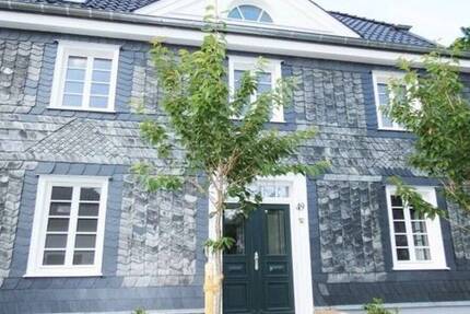 Haus Köln Dünnwald - 6 Zimmer, 240 m&sup2;, 3.500&euro; | Angebot:25728027