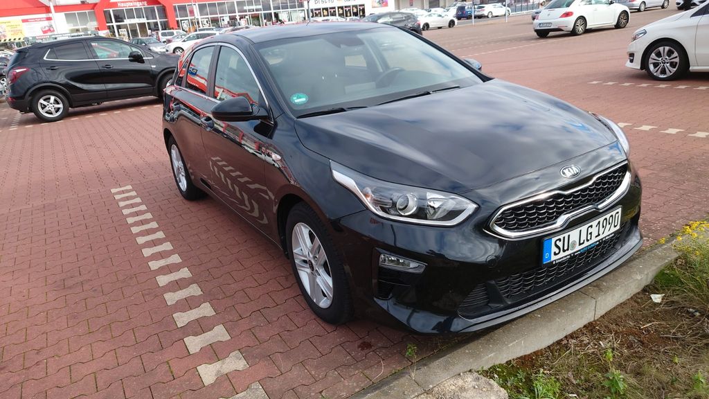 Kia ceed / Ceed 106.000 km 12.100 &euro; Vettweiß 52391