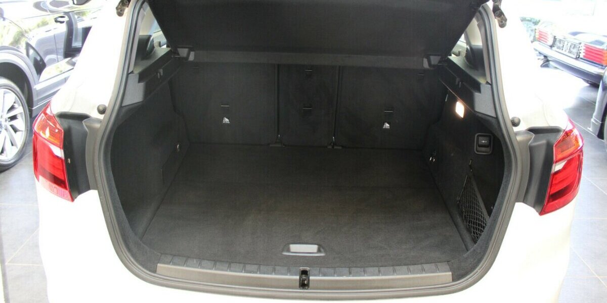 BMW 218 218i Active Tourer Advantage 58.050 km 14.980 &euro; Euskirchen 53881