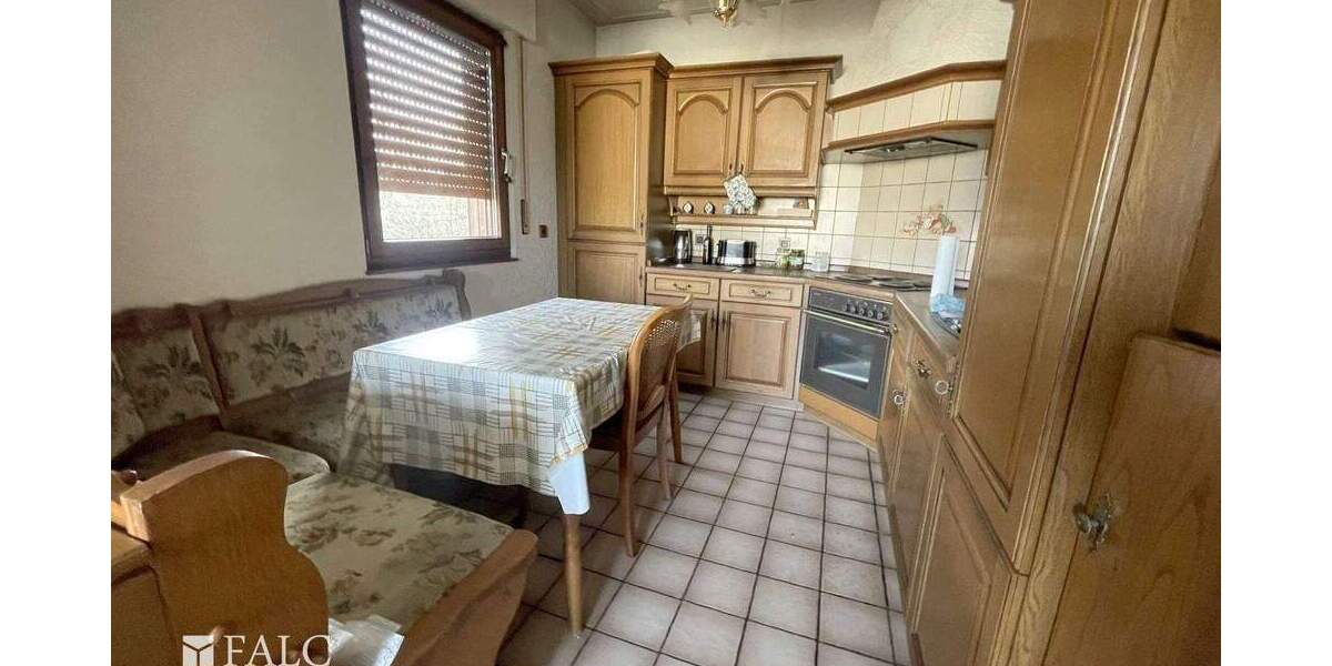 Einfamilienhaus Königswinter Berghausen - 3 Zimmer, 110 m&sup2;, 300.000&euro; | Angebot:25678109