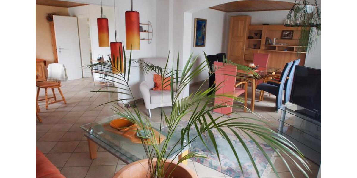 Doppelhaushälfte Schuld - 6 Zimmer, 126 m&sup2;, 1.150&euro; | Angebot:26016005