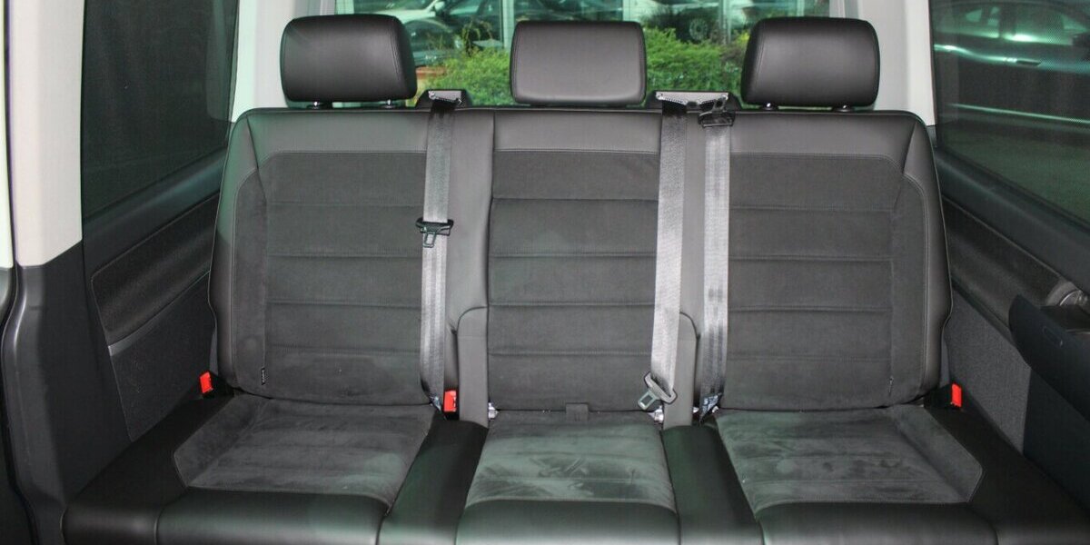 VW T6 Multivan DSG Kurz 4Motion Generation Six 112.200 km 32.980 &euro; Euskirchen 53881