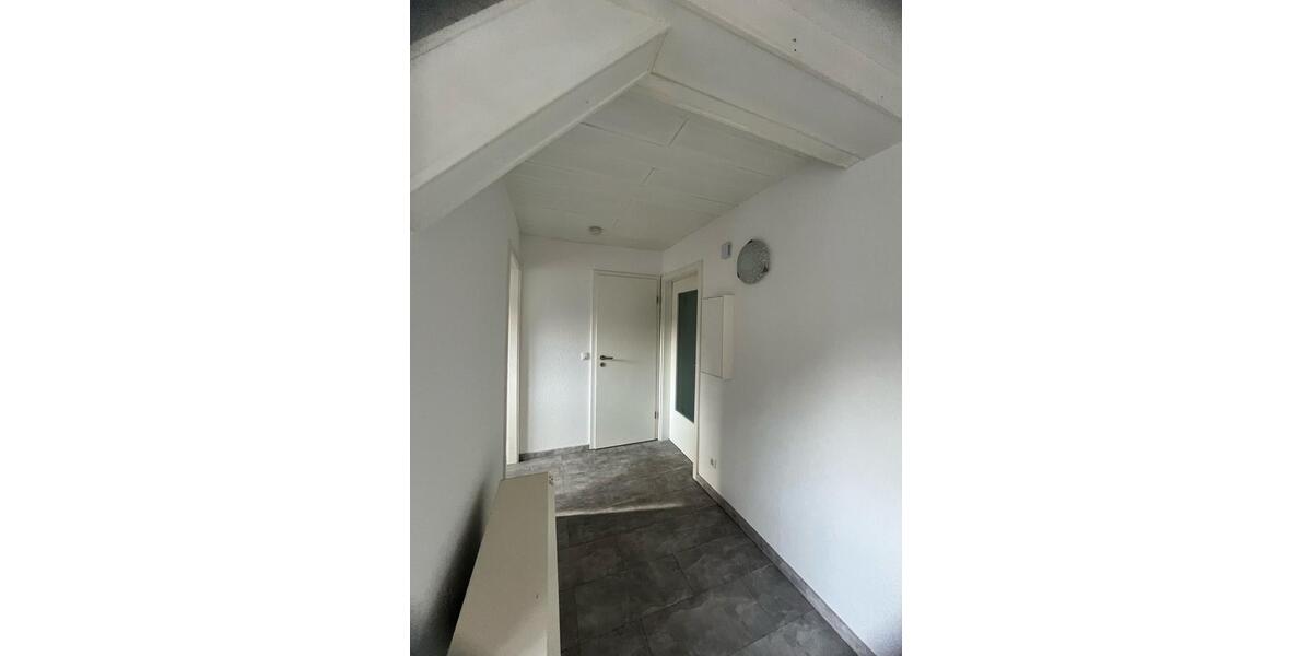 Dachgeschoßwohnung Bad Neuenahr-Ahrweiler Ahrweiler - 2 Zimmer, 52 m&sup2;, 490&euro; | Angebot:26029673