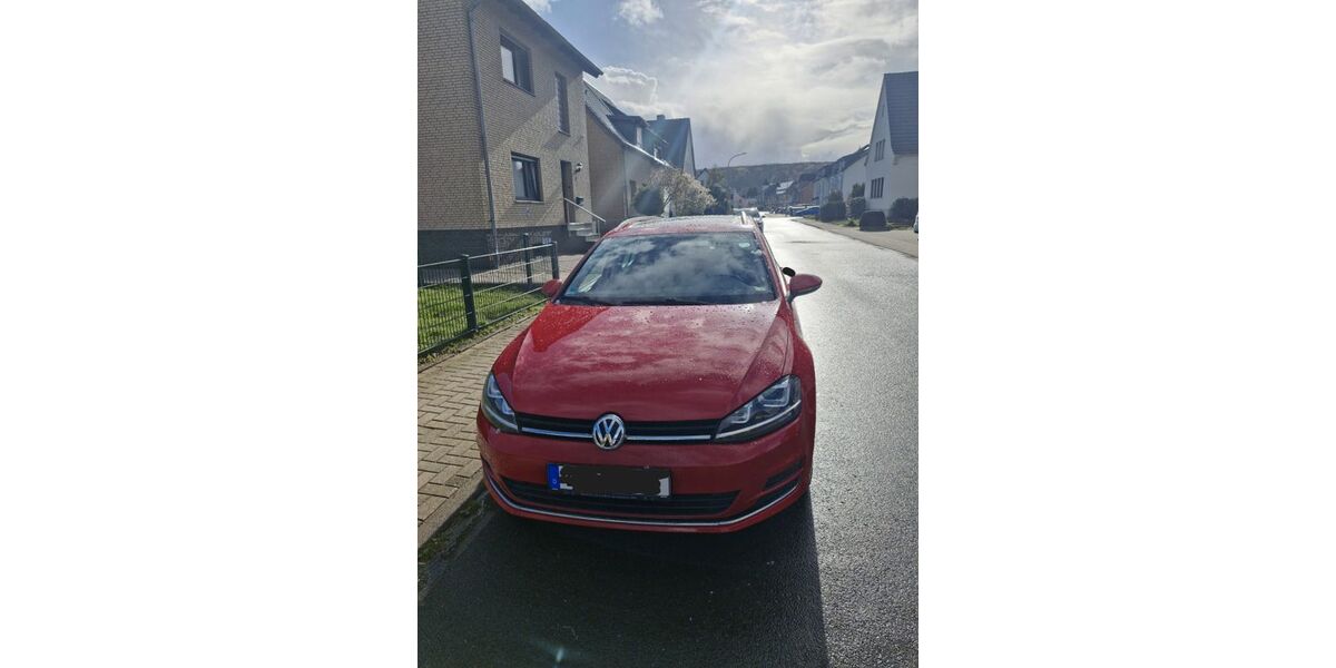 VW Golf 133.000 km 11.350 &euro; Kreuzau 52372