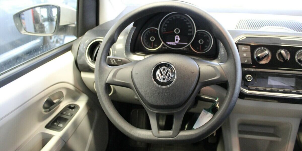 VW up! TSI move up! 118.680 km 7.980 &euro; Euskirchen 53881