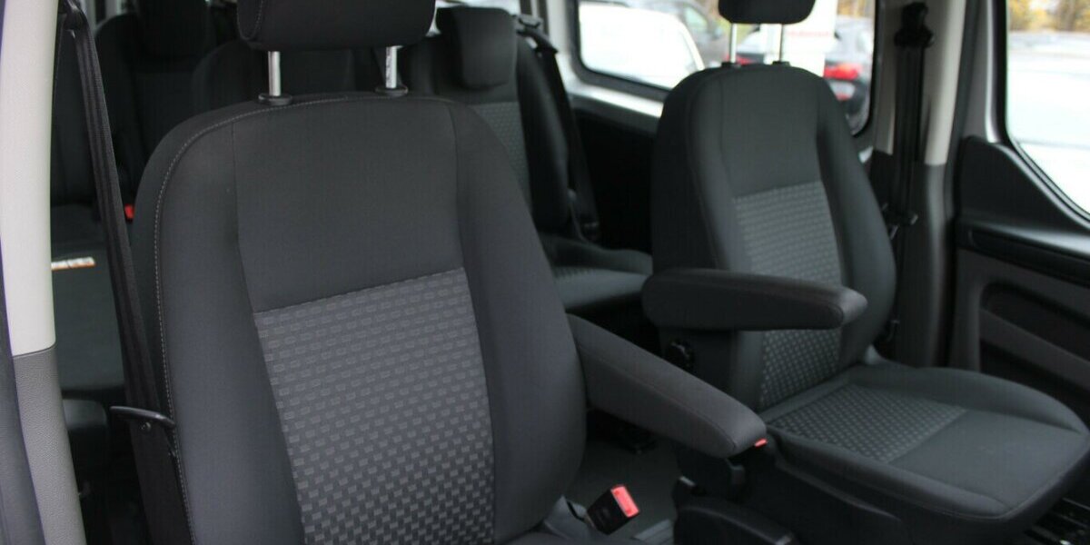 Ford Transit Custom 320 L1H1 Neuer Motor 191.124 km 18.980 &euro; Euskirchen 53881