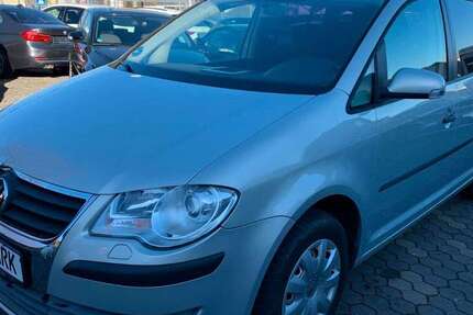 VW Touran 111.717 km 7.799 &euro; Mechernich Kommern 53894