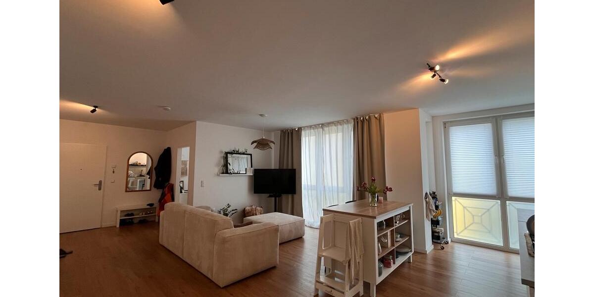 Etagenwohnung Euskirchen - 4 Zimmer, 110 m&sup2;, 1.100&euro; | Angebot:25944929