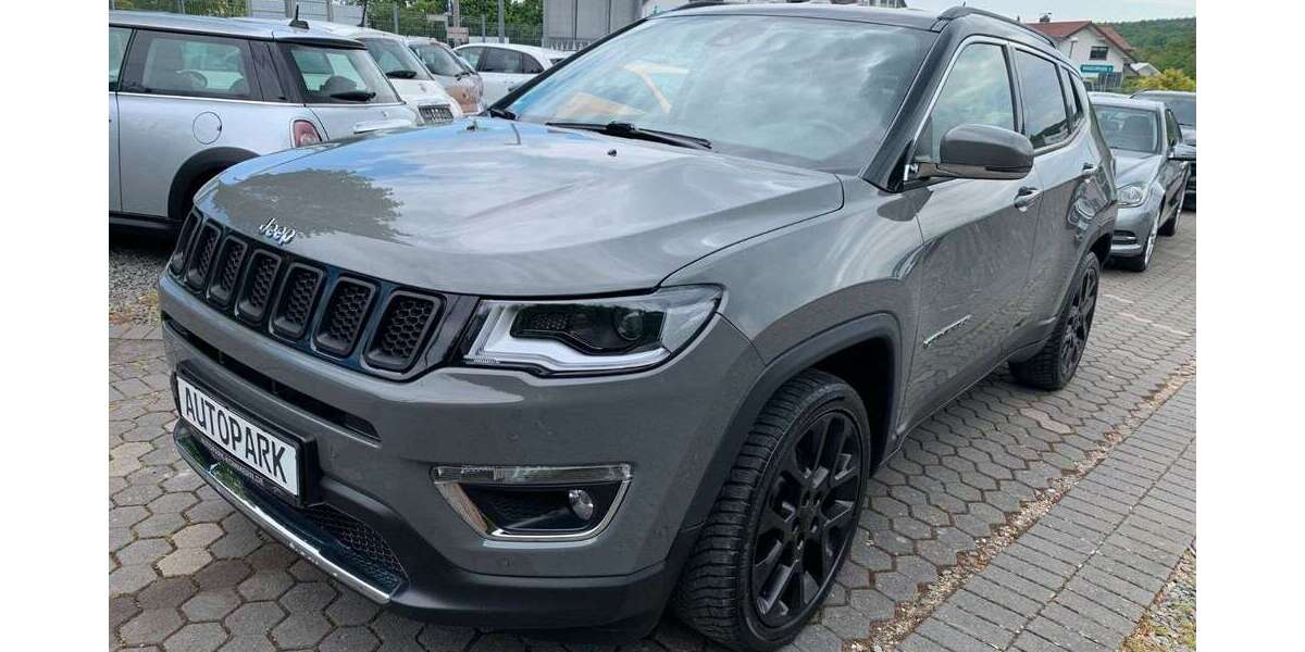 Jeep Compass 118.407 km 16.799 &euro; Mechernich Kommern 53894