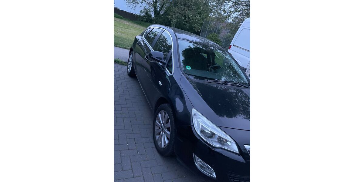 Opel Astra 104.600 km 5.000 &euro; bonn 53117
