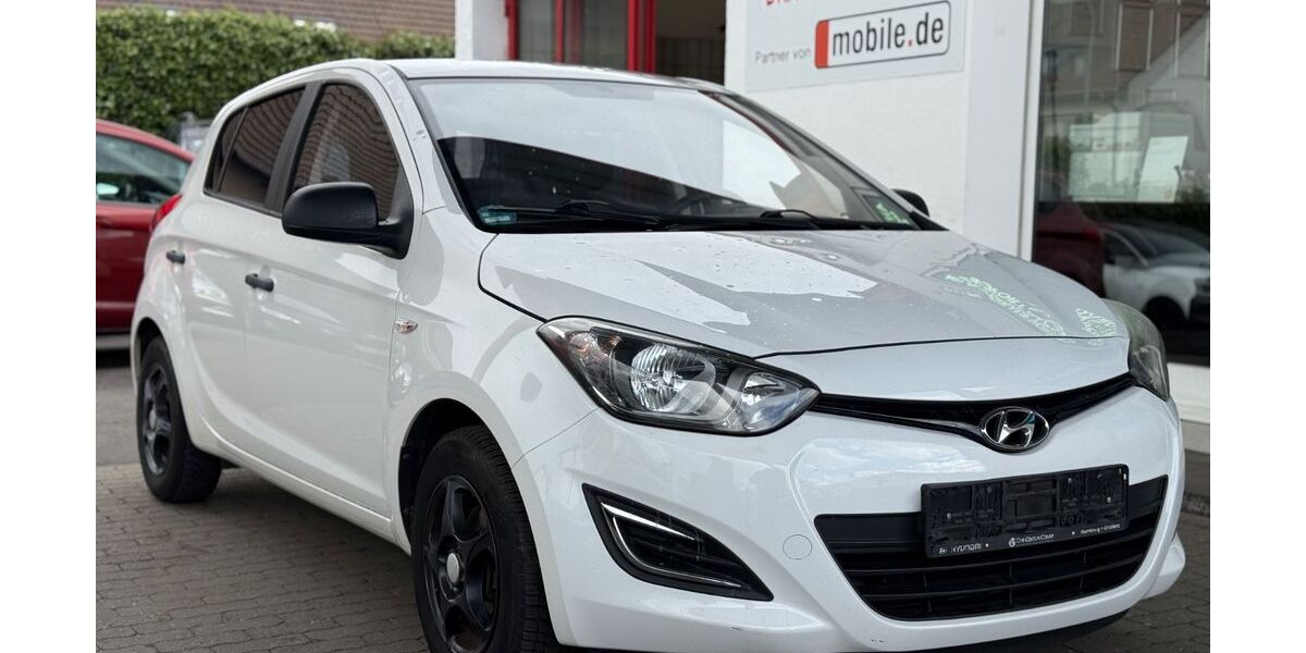 Hyundai i20 211.000 km 2.499 &euro; Euskirchen 53879