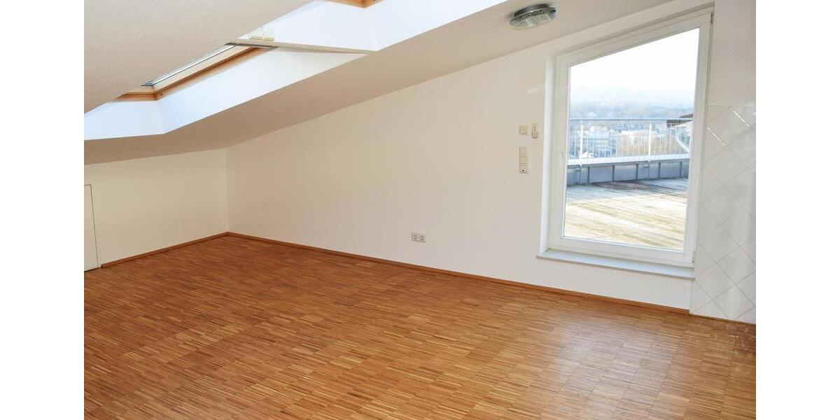 Maisonettenwohnung Bonn Hardtberg - 3.5 Zimmer, 126 m&sup2;, 1.700&euro; | Angebot:25974840