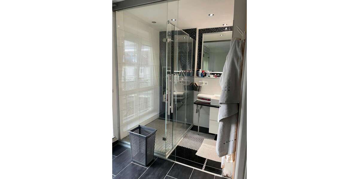 Moderne 4-Zimmer-Eigentumswohnung in zentraler Lage - 4- Erftstadt | Angebot:25232852