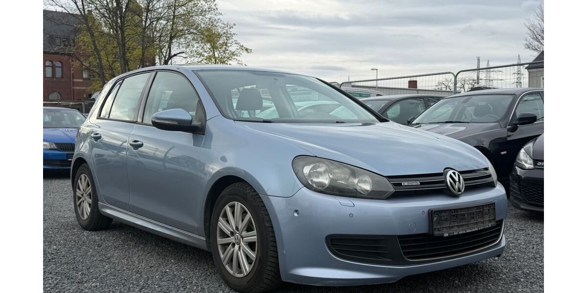 VW Golf 352.000 km 3.700 &euro; Düren 52349