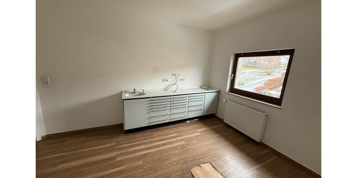 Gewerbeobjekt Euskirchen - 1.500&euro; | Angebot:24444136