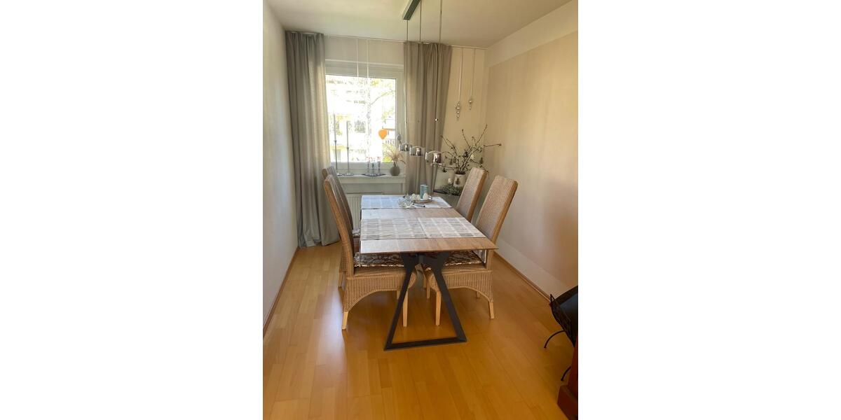Etagenwohnung Köln Rodenkirchen - 4 Zimmer, 82 m&sup2;, 445.000&euro; | Angebot:25936136