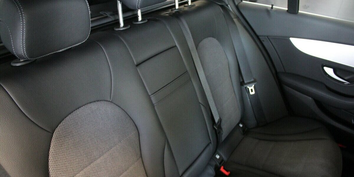 Mercedes-Benz C 300 e T 9G-Tronic Avantgarde 21.318 km 28.480 &euro; Euskirchen 53881