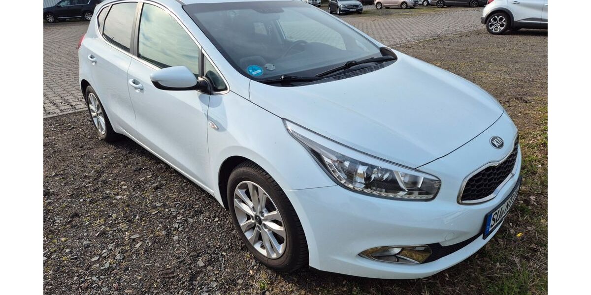Kia ceed / Ceed 169.000 km 6.800 &euro; Niederkassel 53859
