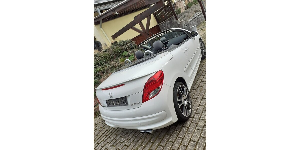 Peugeot 207 CC 80.000 km 6.500 &euro; Nideggen 52385