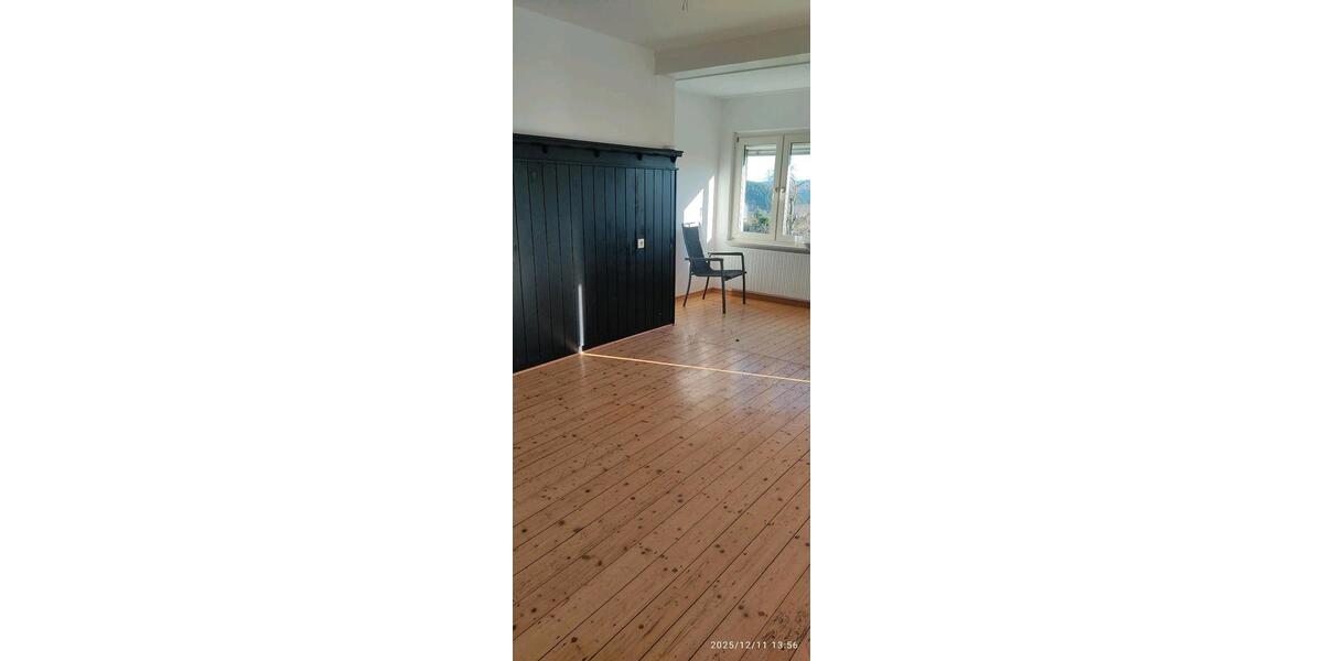 Doppelhaushälfte Hönningen - 7 Zimmer, 135 m&sup2;, 950&euro; | Angebot:25394434