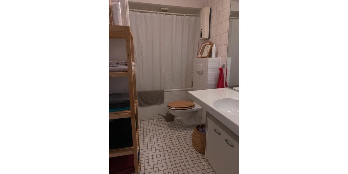 Etagenwohnung Bonn Gronau - 1 Zimmer, 22 m&sup2;, 650&euro; | Angebot:25498276