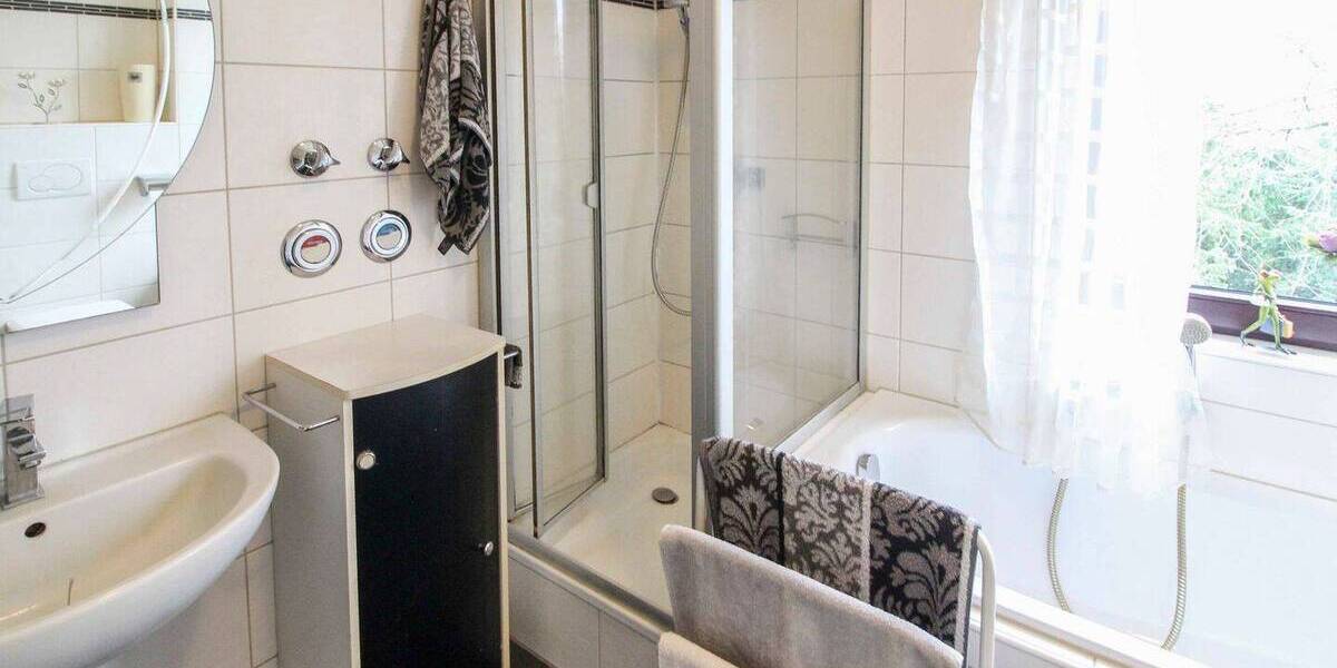 Etagenwohnung Königswinter Ittenbach - 3 Zimmer, 88 m&sup2;, 238.000&euro; | Angebot:26528130
