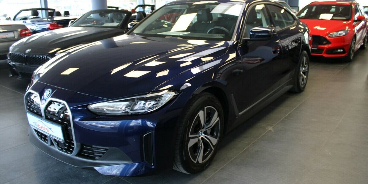 BMW i4 eDrive40 Gran Coupe 83.350 km 32.980 &euro; Euskirchen 53881