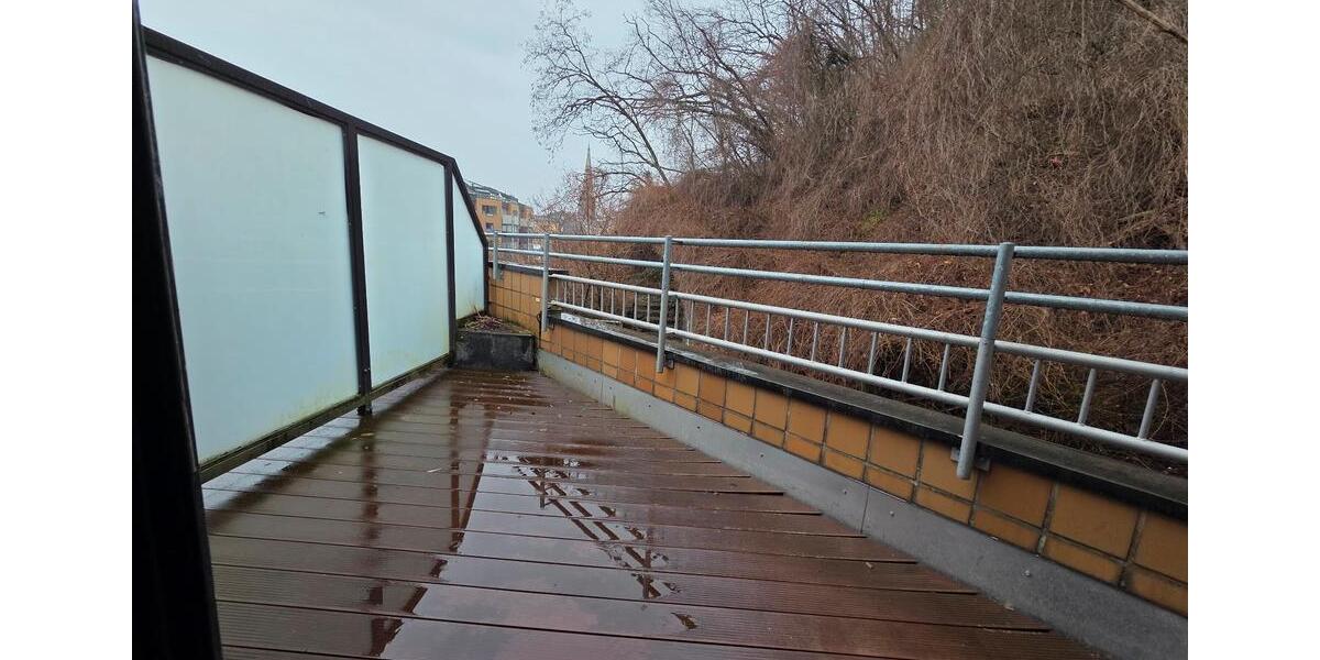 Etagenwohnung Bonn Bad Godesberg - 2 Zimmer, 84 m&sup2;, 1.095&euro; | Angebot:25305593