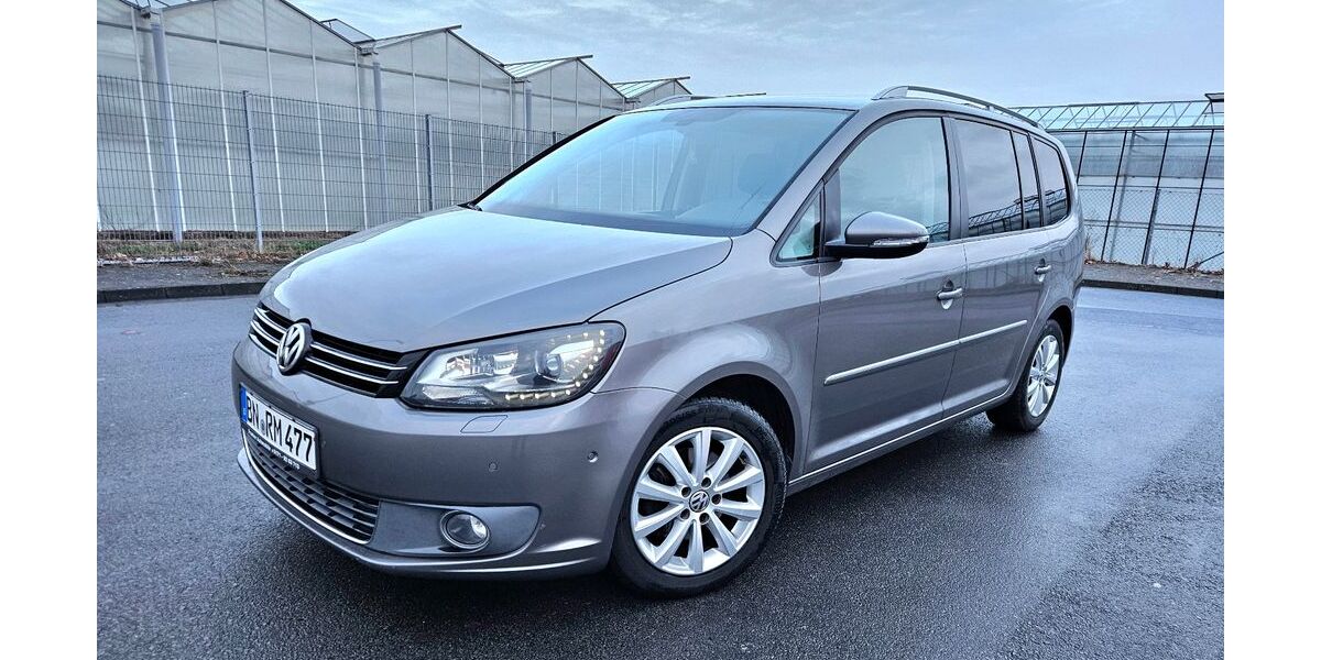 VW Touran 144.000 km 8.500 &euro; Bonn 53123