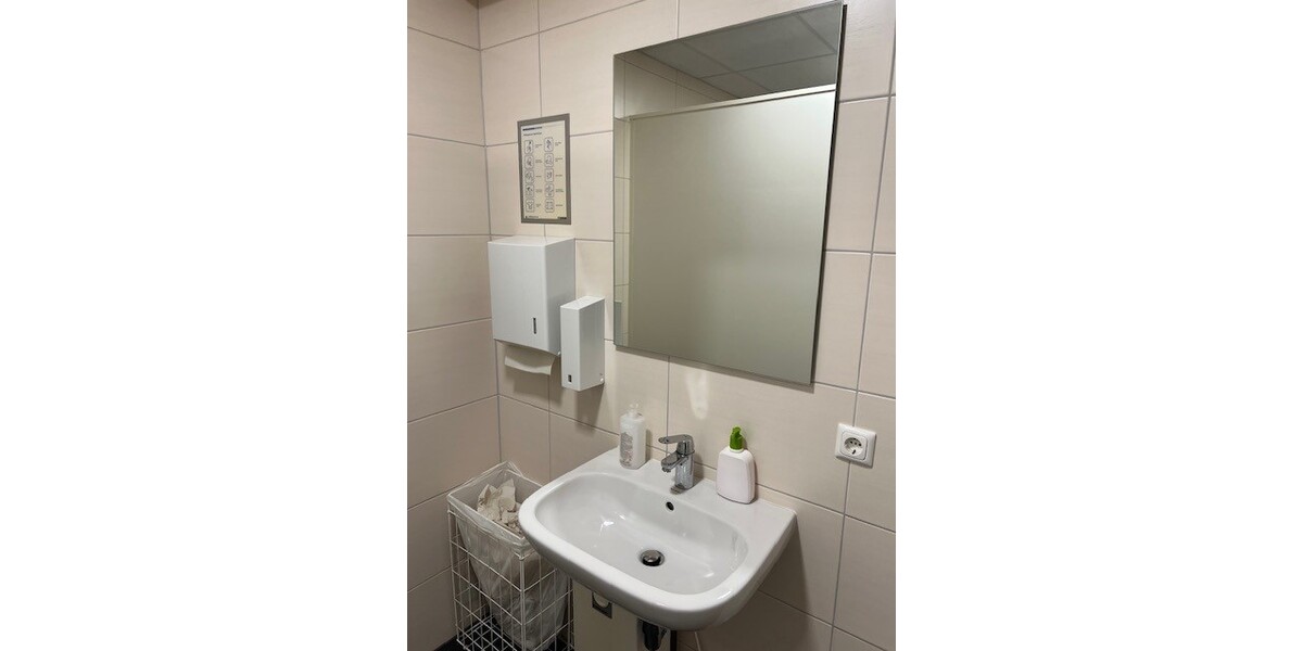 MÖBLIERTE Büroräume: Gepflegte Fläche in zentraler Lage ***PROVISIONSFREI*** - Gewerbeobjekt Königswinter | Angebot:16883088