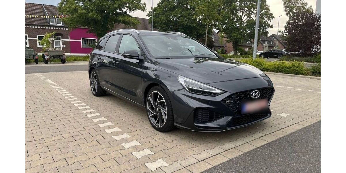Hyundai i30 95.000 km 15.900 &euro; Liers 53506